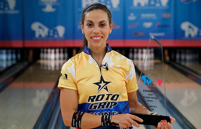 Rocio Restrepo wins the 2016 PWBA Greater Detroit Open