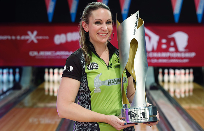 Stefanie Johnson wins the 2018 QubicaAMF PWBA Players Championship