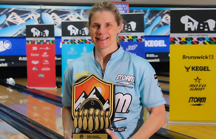 Kelly Kulick wins the 2021 PWBA Albany Open